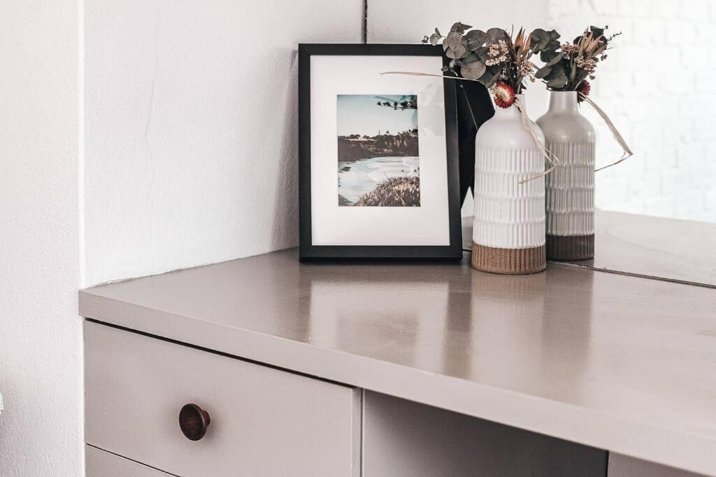 Bay . Street Apartment